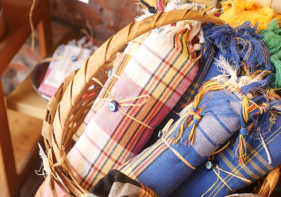 Vintage Clothing Exporter to Thailand